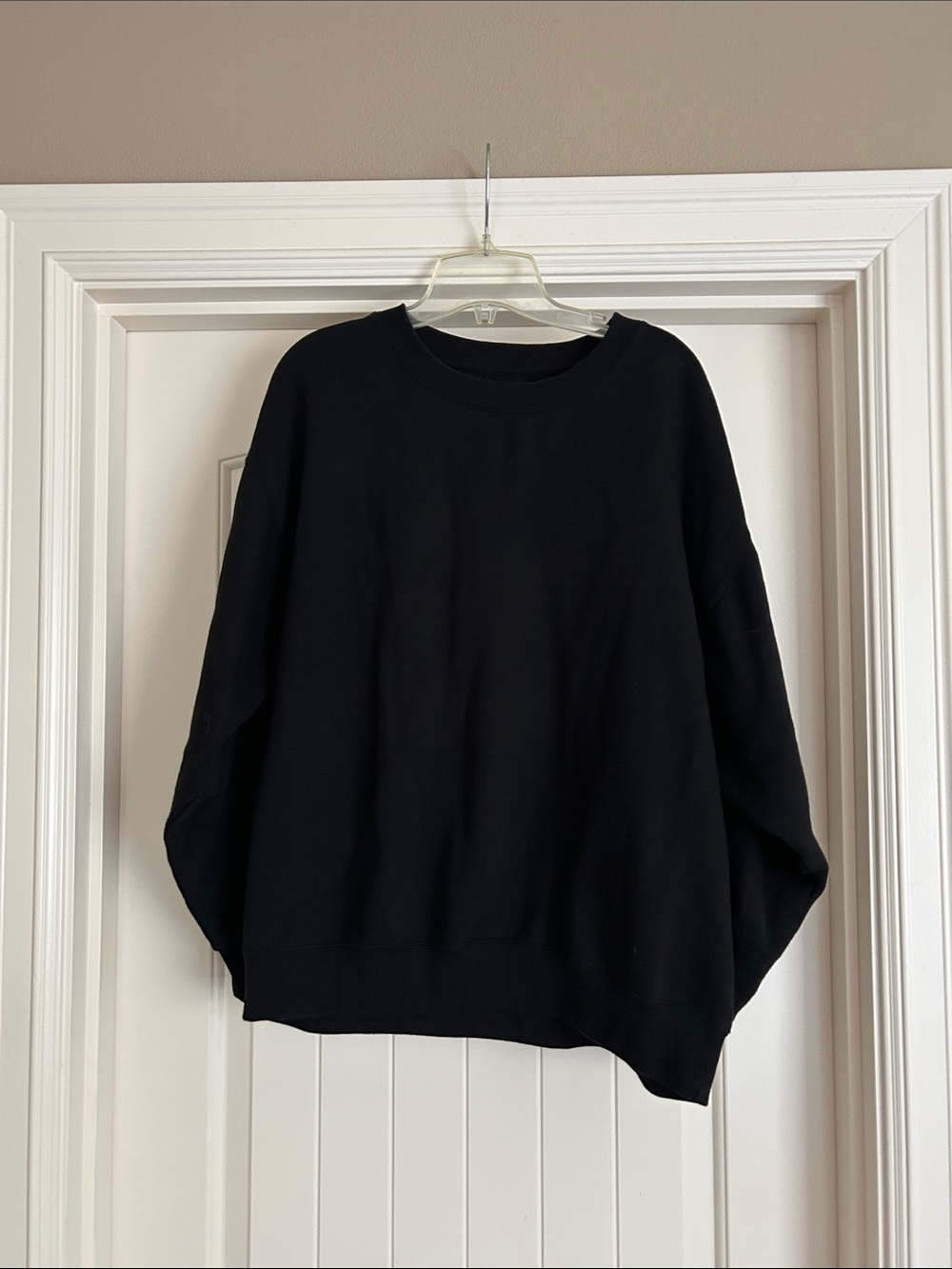 Black Sweatshirt